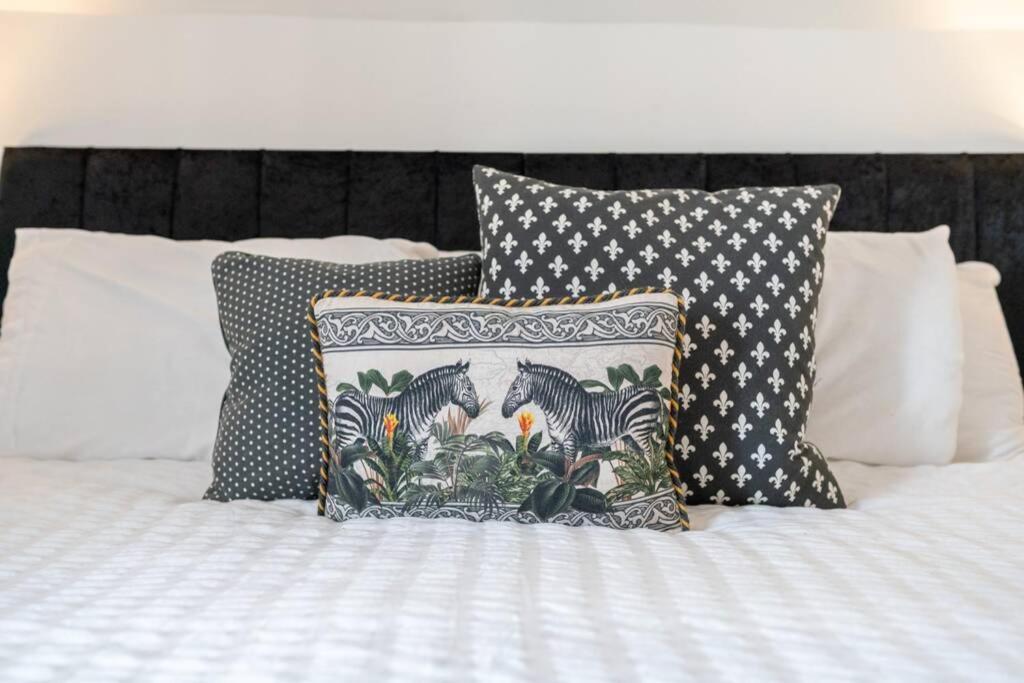 Phenix Central - Huge 3 Bed, Super Equipped Apartment. Cardiff Buitenkant foto