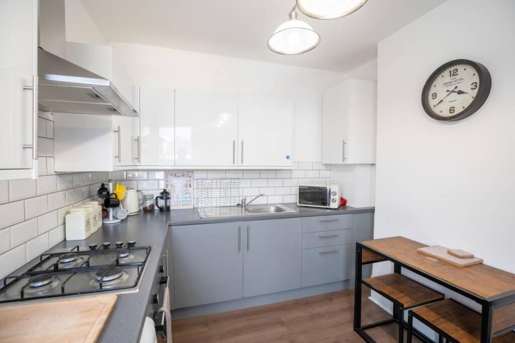Phenix Central - Huge 3 Bed, Super Equipped Apartment. Cardiff Buitenkant foto