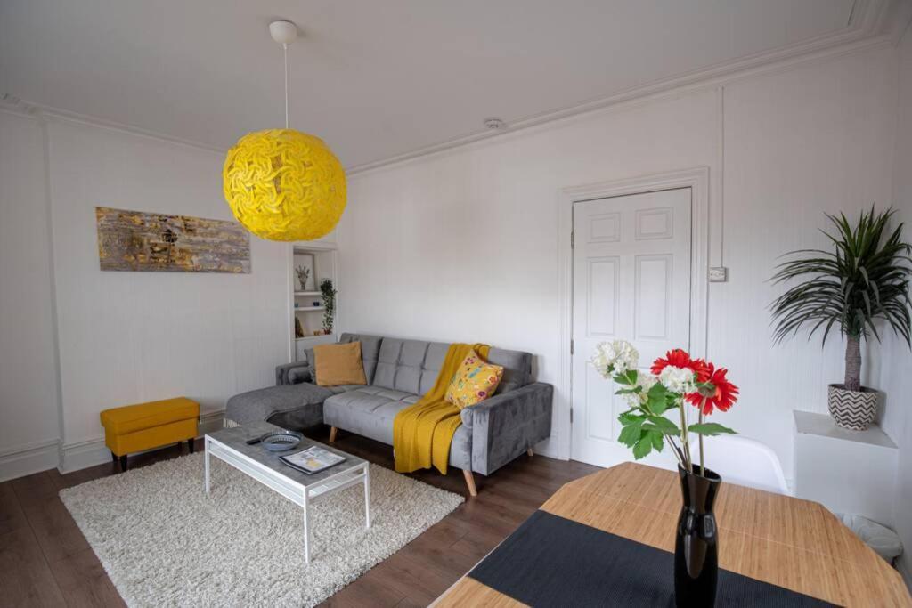 Phenix Central - Huge 3 Bed, Super Equipped Apartment. Cardiff Buitenkant foto